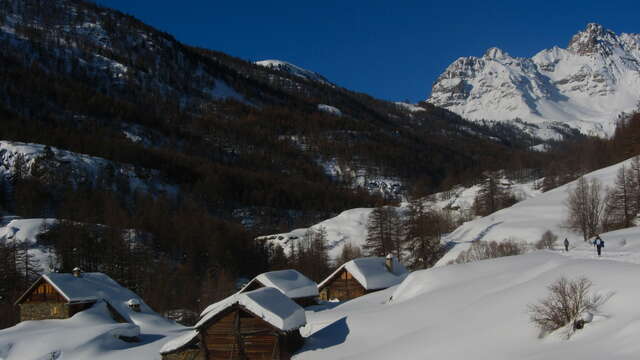 La Clarée rêvée à raquette - Fugues en Montagne