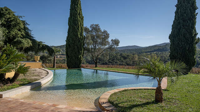 Clos Mirages guest rooms