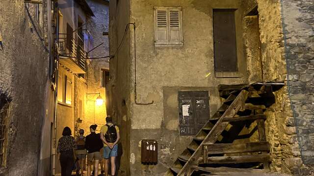 Night visit : Guillestre, wonderful twilight