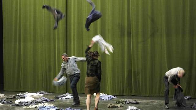 Spectacle : le bruit des arbres qui tombent