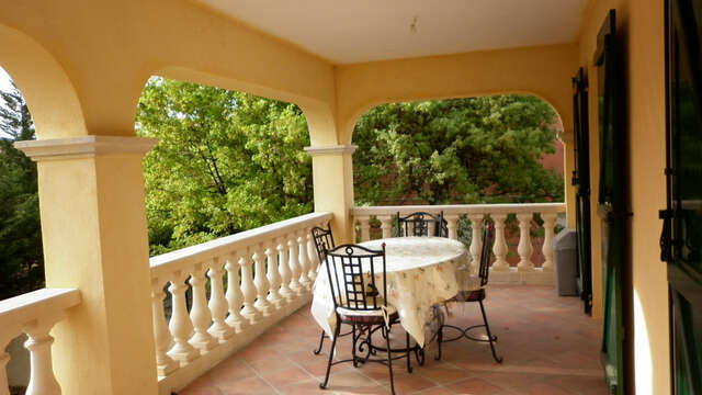 Chez Mme Lombardi, 1er étage