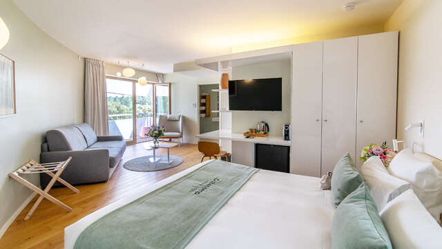 thecamp Hotel & Lodges