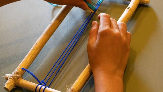 Ferme de la forêt - Tissage de bracelet