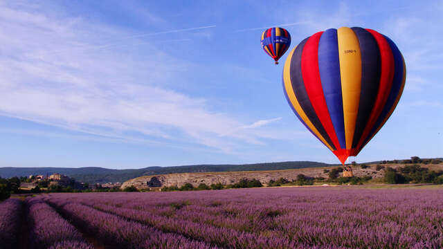 Hot-air balloon flight