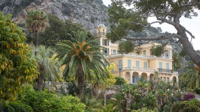 An evening visit? Villa Maria Serena garden