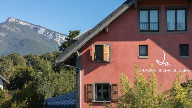 La Maison Rouge