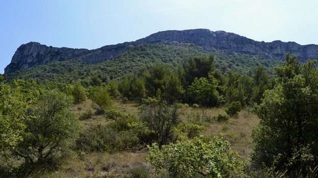 POURRIÈRES - Sentier de l'Aubanède