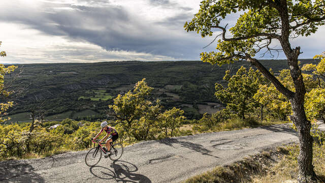 Le Grand Tour des trois cols - N°19 Très difficile  192km - 10h