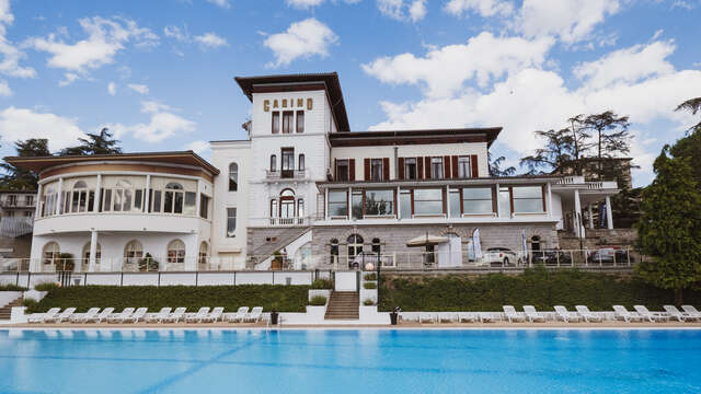 Piscine extérieure à Saint-Galmier