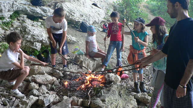 Prehistory and caves" birthday party - Walk and Workshop