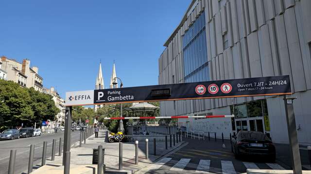 Parking Gambetta gare St Charles