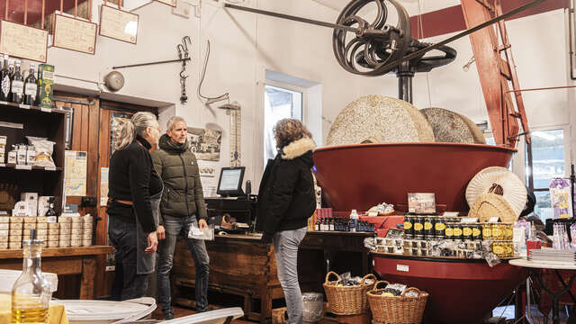 Visite guidée du Moulin à Huile Ramade