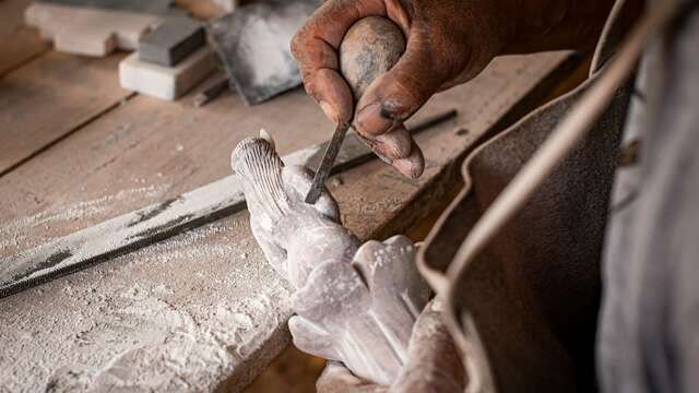 Atelier de sculpture sur pierre - Métal & Bois