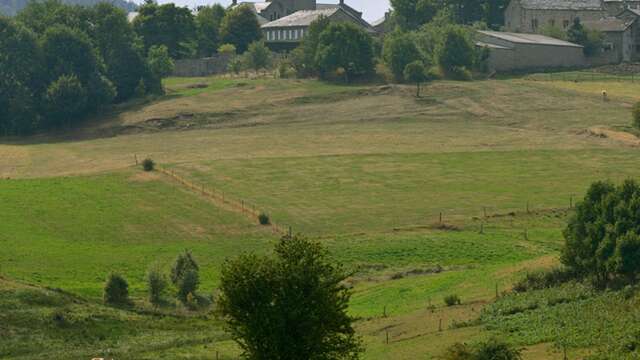 PR134 Pélinac : le chemin des croix