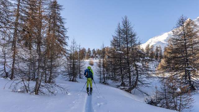 Montée au Refuge de Buffère en raquettes