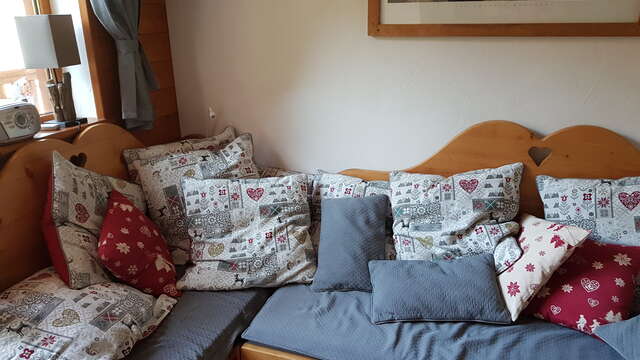 Chalet des Neiges - Pic Blanc Appartement B11 - Mme Van Langendonck