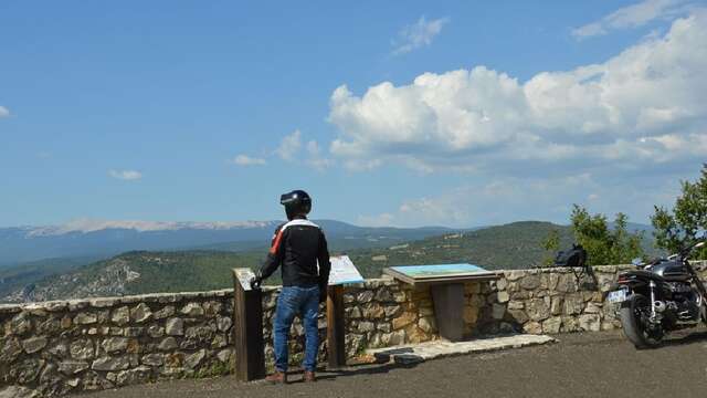 D7 Moto-Pro Tourisme Comtat-Ventoux-Provence