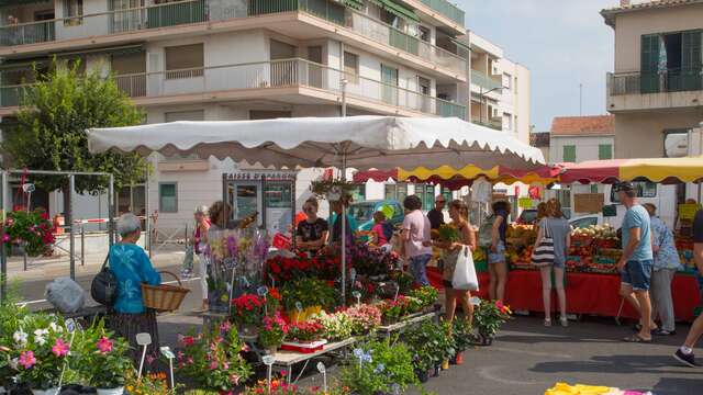 Marché fruits et légumes de Golfe-Juan