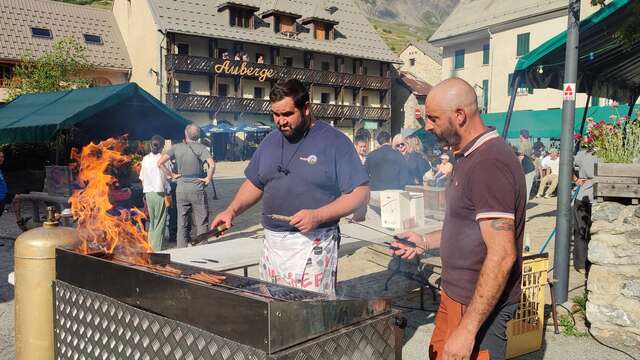 Concert, marché artisanal et bal du 13 juillet à Villar d'Arène