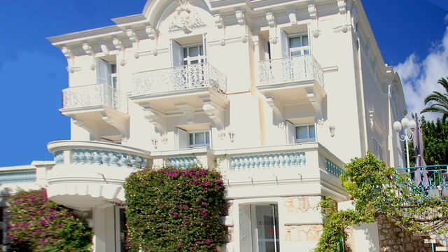 Librairie - Boutique du Musée - SARL Villa Les camélias