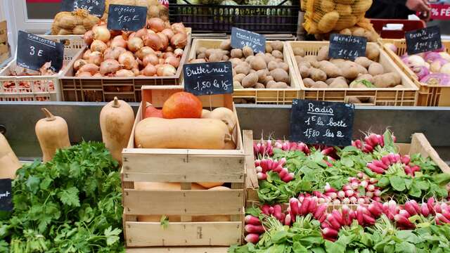 Marché du vendredi à Romans