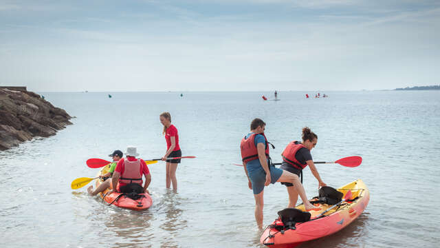 Location d'un kayak double à Cannes avec Cannes Jeunesse