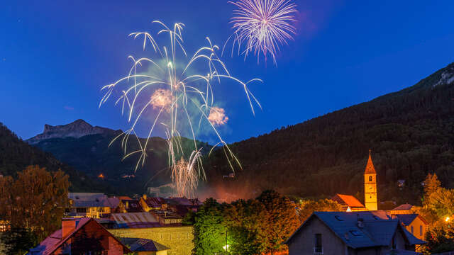Fuochi d'artificio di chiusura della festa medievale