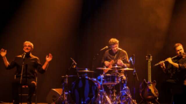 Conte : Pierre Blanche Chat noir