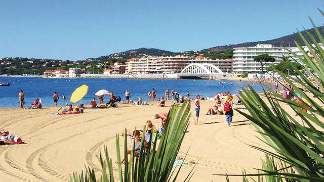 Plage Luc Provensal du centre-ville