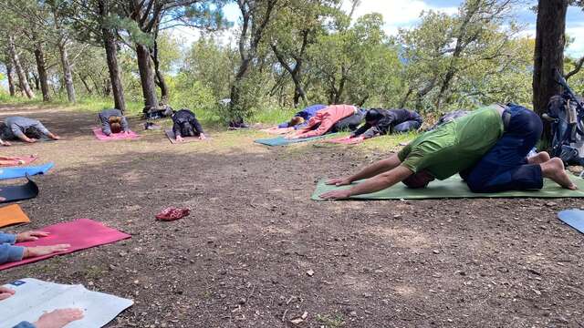 Rando Hatha Yoga au Cruvelier - 1/2 journée
