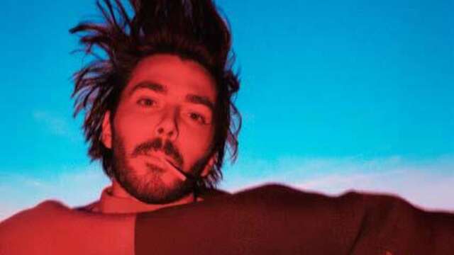 Panayotis Pascot - Entre les deux