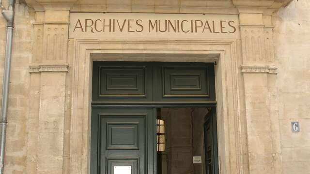 Municipal Archives - the Pawnshop and Silk-Conditioning Museum