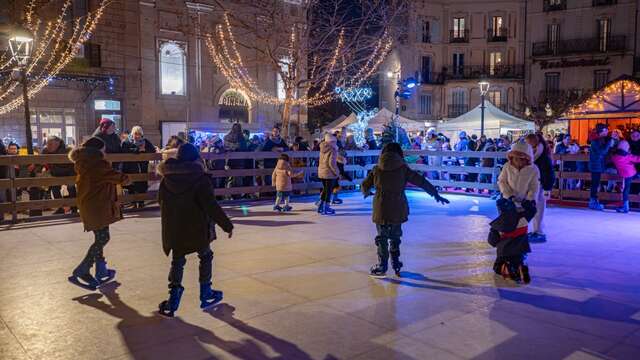 La patinoire de Noël à Forcalquier