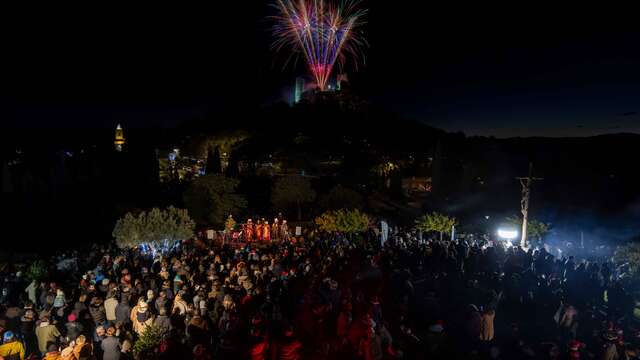 Feu d'artifice de Noël à Grimaud