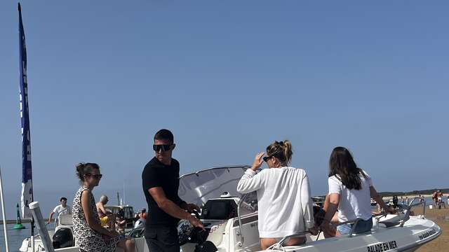 Excursión por mar y el Banc du Bûcheron (5 horas) con salida de La Flotte - TEX'