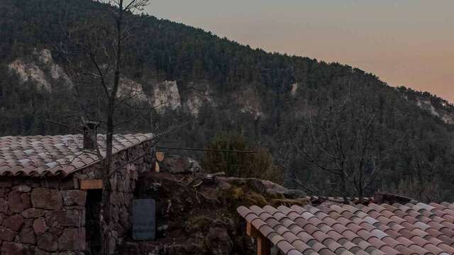 Randonnée lunaire et nuit au bivouac de Roua