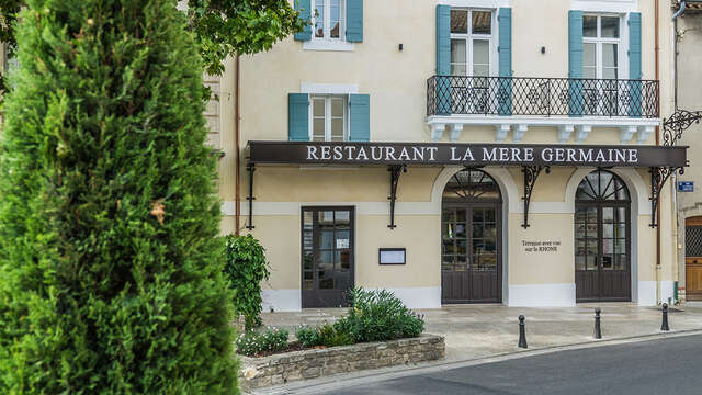 Séjour à la Mère Germaine