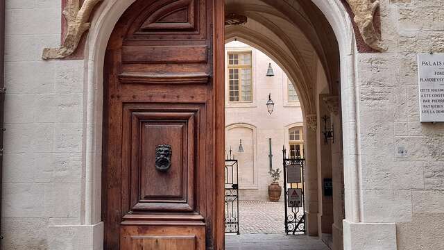 Palazzo del Roure, centro di cultura provenzale