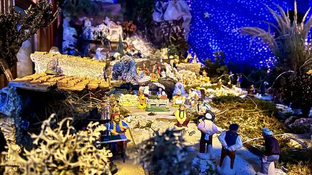 Chemin des crèches en lumière