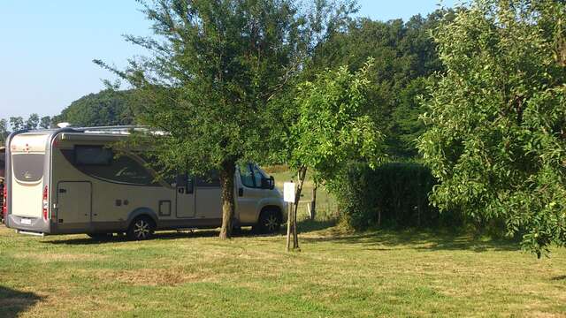 Accueil camping-cars - Auberge du Grand Ronjon