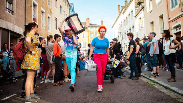 Déambulation Théâtrale : Nouvelles de Noo(oo)ne