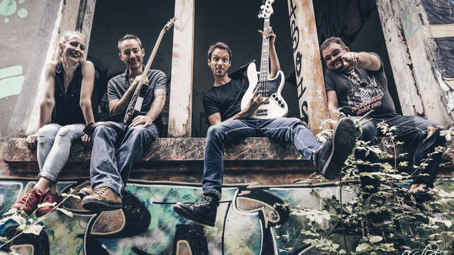 "Red Balloons" Pop-Rock Concert