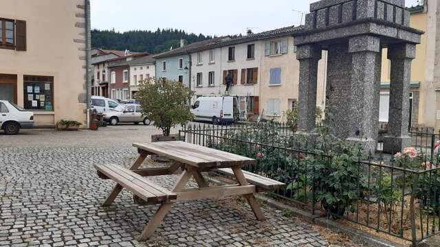 Aire de pique-nique du village