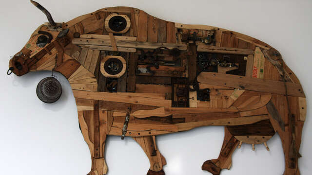 Art vache : sculpture "Vachalait-vachabois"