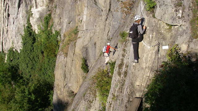 Encadrement via ferrata de Roche Veyrand