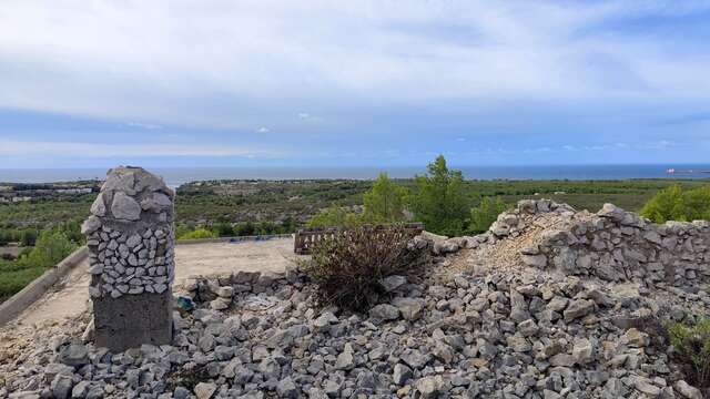 The Second World War military vestiges of La Couronne