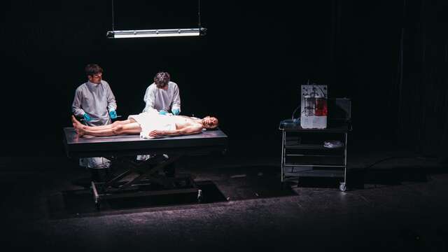Aura Festival : Théâtre - Les morts voyagent vite