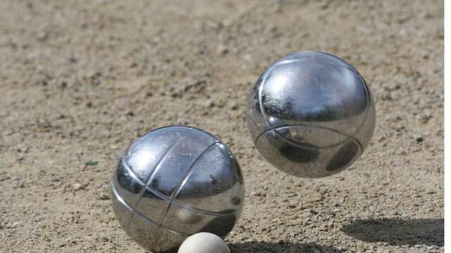Concours de pétanque