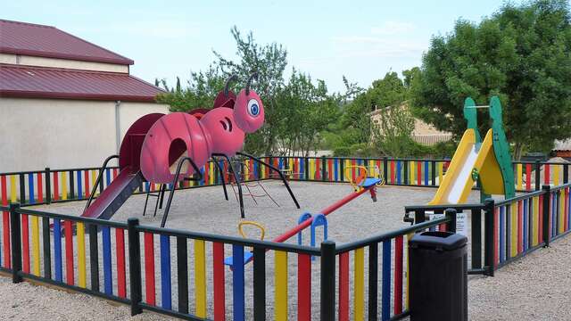 Aire de jeux de St Julien de Cassagnas