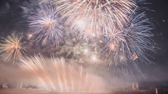Calend'Arles : Parades et feux d'artifice